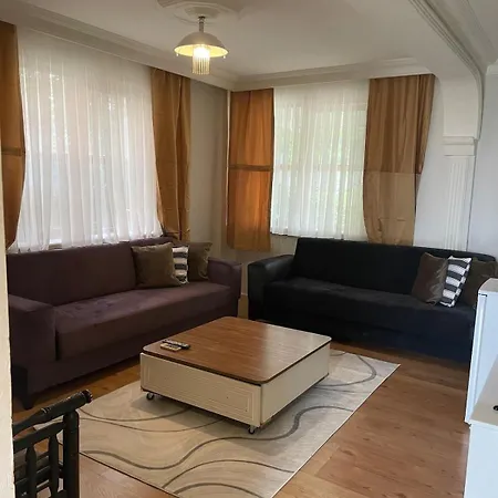 With Garden 9 Km From The Airport Appartamento Antalia